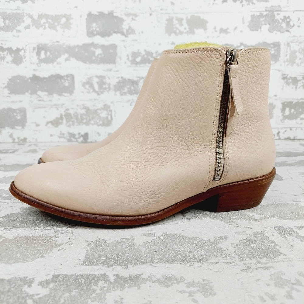 J.Crew Frankie Cream Leather Slip On Side Zip Ankle Boots M713 (Runs small. 9)